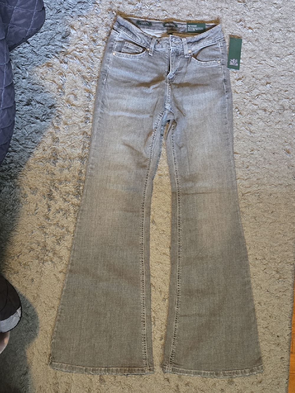 wild fable Mid Rise Flare Curvy Fit Jeans Light Gray Wash New With Tags